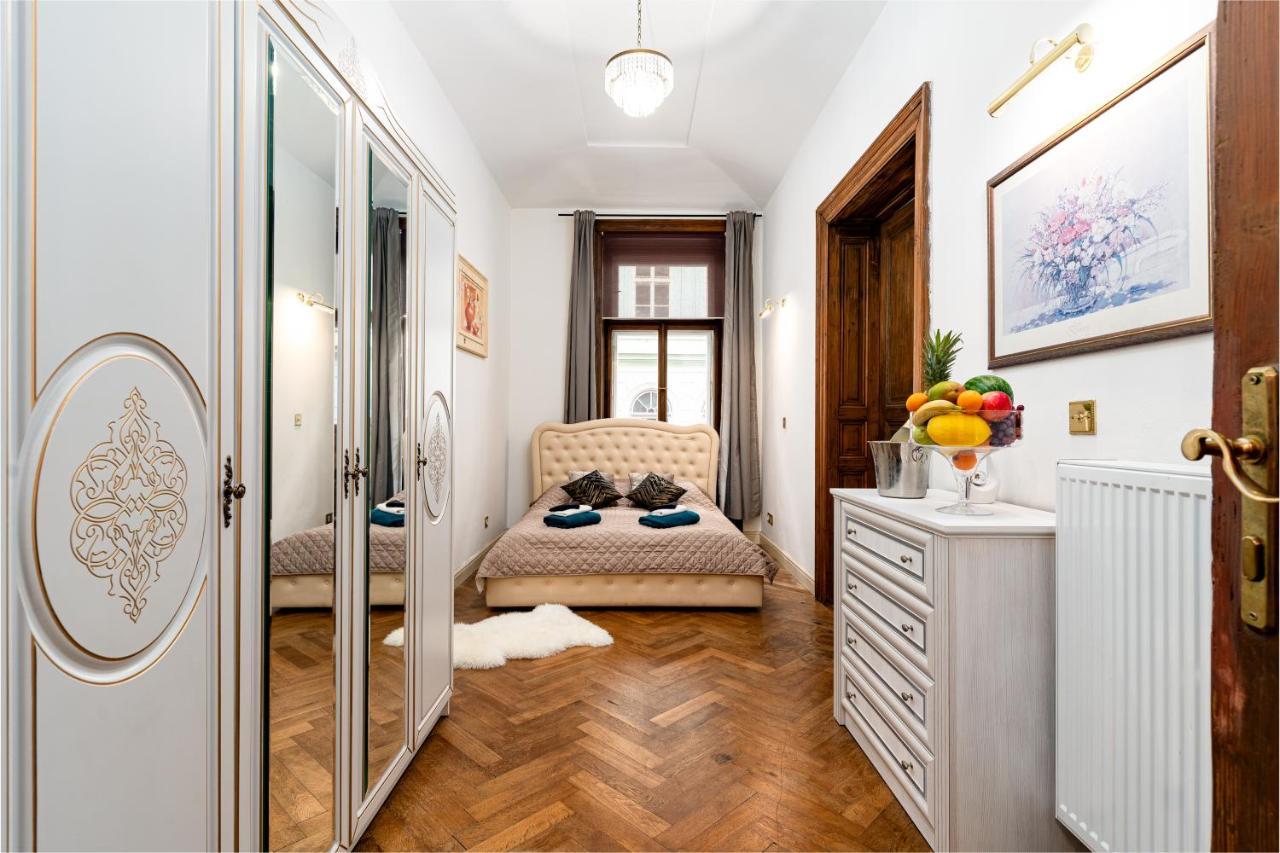 Magnificent King Suite Prag Dış mekan fotoğraf